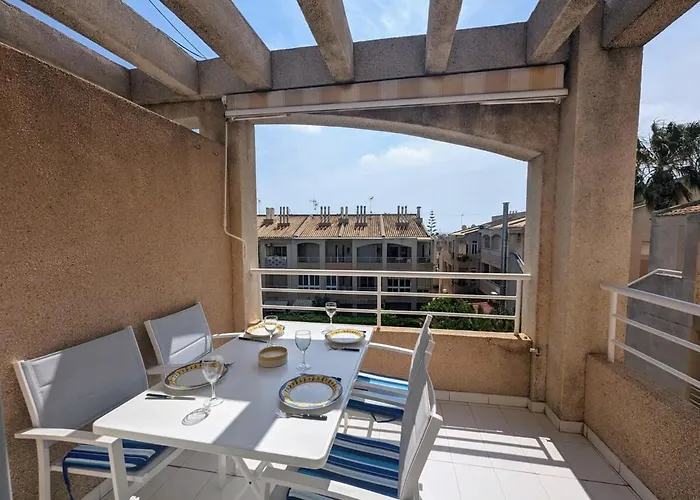 Traditional Two Bed In Tv18 * Torrevieja