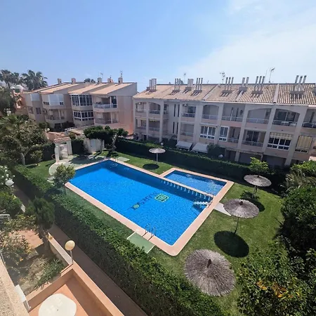 Apartment Traditional Two Bed In Tv18 *